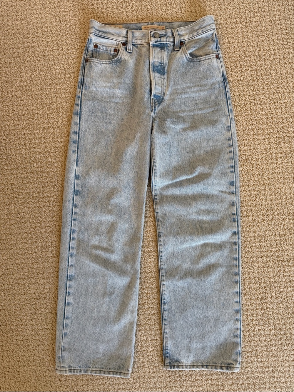 Levi’s premium ribcage straight ankle jeans